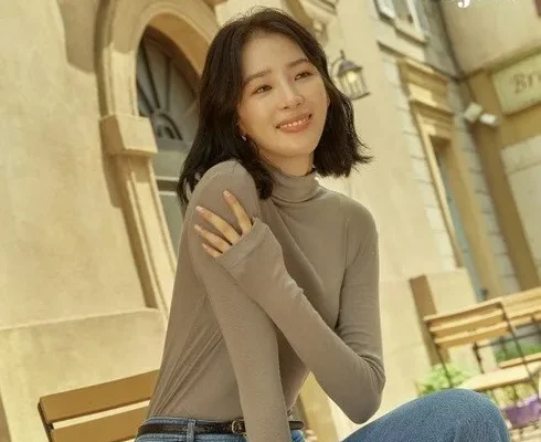 전문가가 검증한 니트로 구현할 수 있는 가장 환상적인 실루엣 아뜰리에마졸리 에뛰 썸머 니트탑 3종  사용 후기