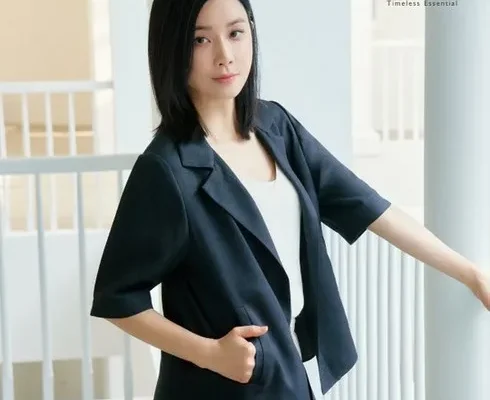 전문가가 검증한  엘라코닉 더블  자켓 (24SS 추천 상품 Top 8 순위